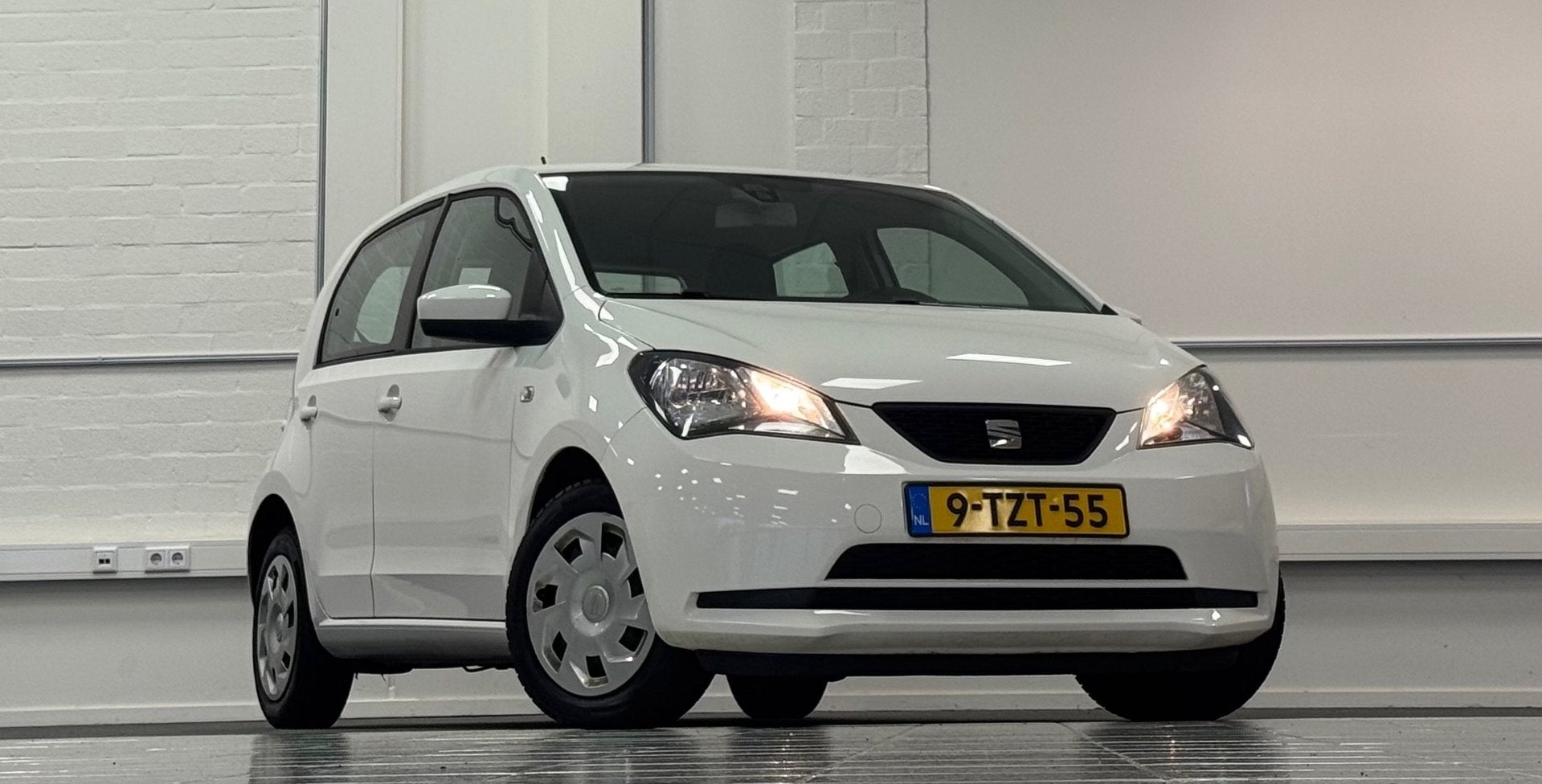 Seat Mii 1.0i Style Airco 2e Eigenaar Navigatie 5-drs Garant, Voorwielaandrijving, Euro 5, Stof, Gebruikt