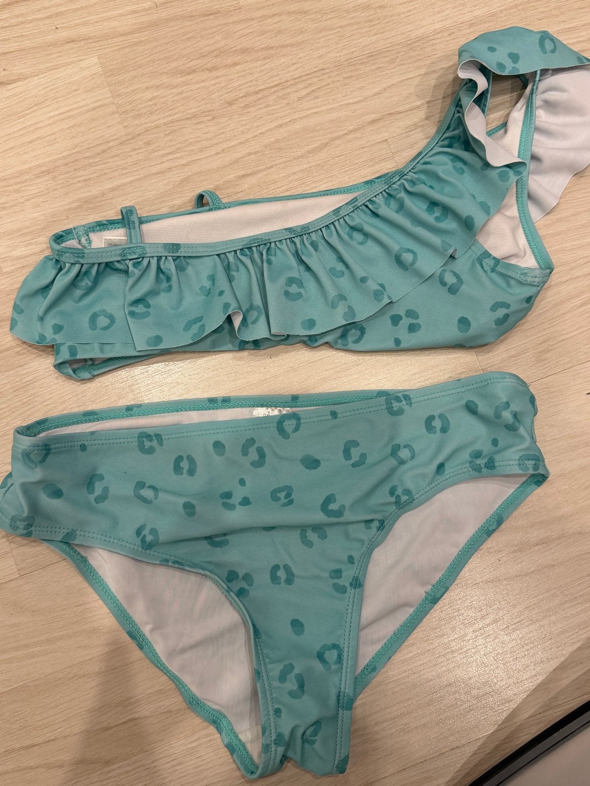 Primark bikini voor meisjes - Zo goed als nieuw, Kinderen en Baby's, Kinderkleding | Kinder-zwemkleding, Bikiniset, Meisje, Ophalen of Verzenden