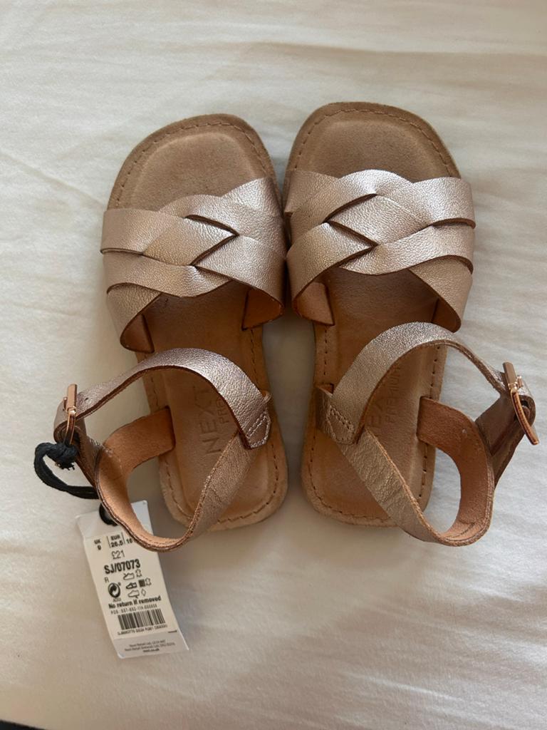 Nieuwe Next sandalen maat 26, Ophalen of Verzenden, Nieuw, Meisje, Schoenen