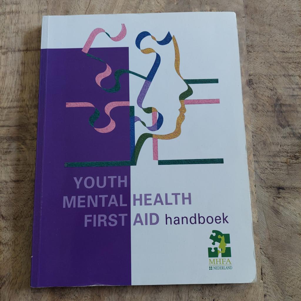 Your mental health first aid handboek, Ophalen of Verzenden, Alpha, Zo goed als nieuw