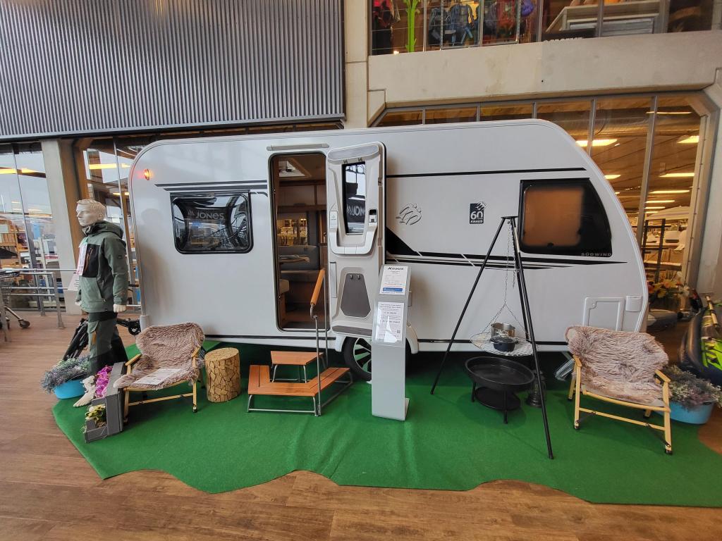 Knaus Sudwind 60 Years 450 FU; mooie fabrieksopties, Rondzit, Bedrijf, Overige typen, Knaus
