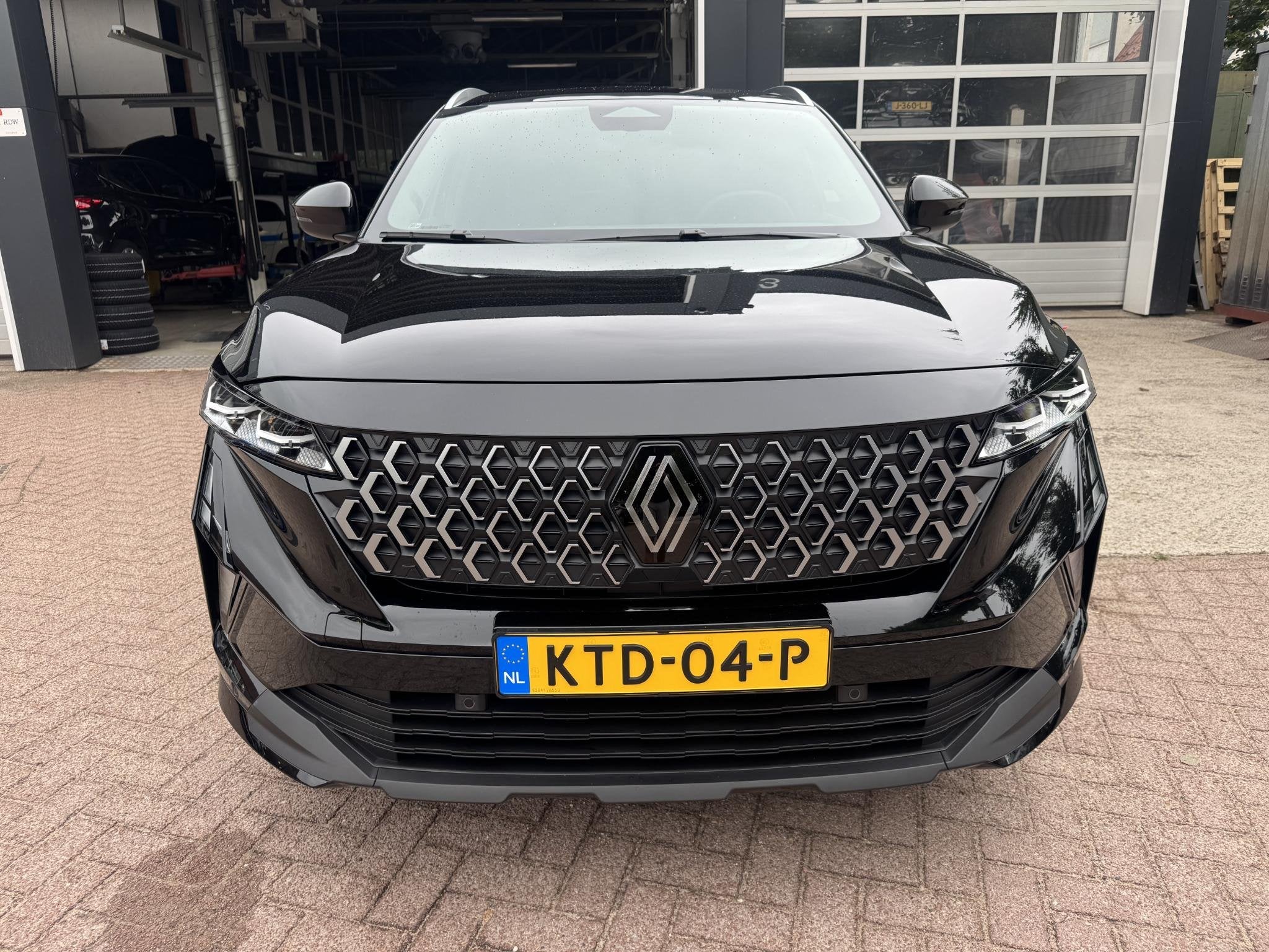 Renault Austral 1.3 mild 150 X-Tronic Techno+Pack Comfort+Pa, Auto's, Renault, Stof, Euro 6, 4 cilinders, Bedrijf
