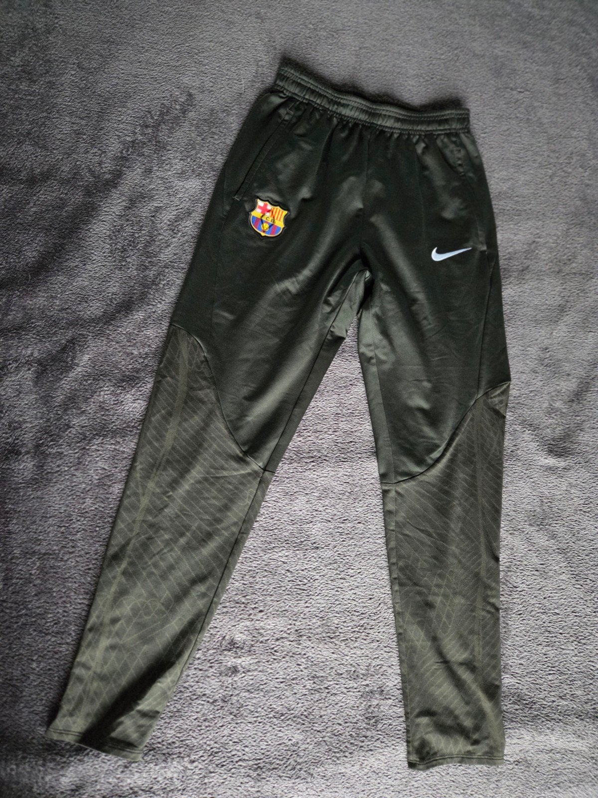 Nike FC Barcelona Dri-FIT trainingsbroek maat 158/170, Ophalen