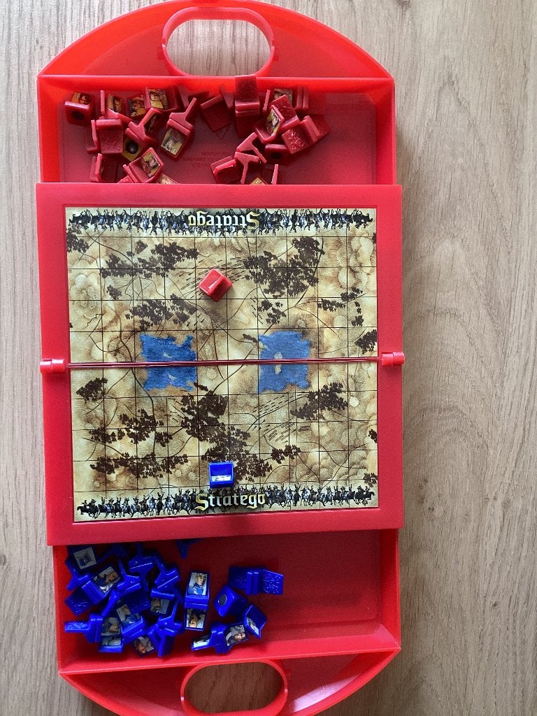 Stratego original reiseditie, Hobby en Vrije tijd, Gezelschapsspellen | Bordspellen, Ophalen, Zo goed als nieuw