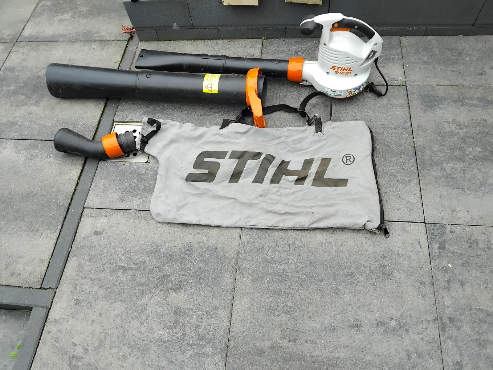 Stihl SHE 81 Bladblazer/Bladzuiger met opvangzak, Ophalen, Stihl, Gebruikt, Met opvangzak