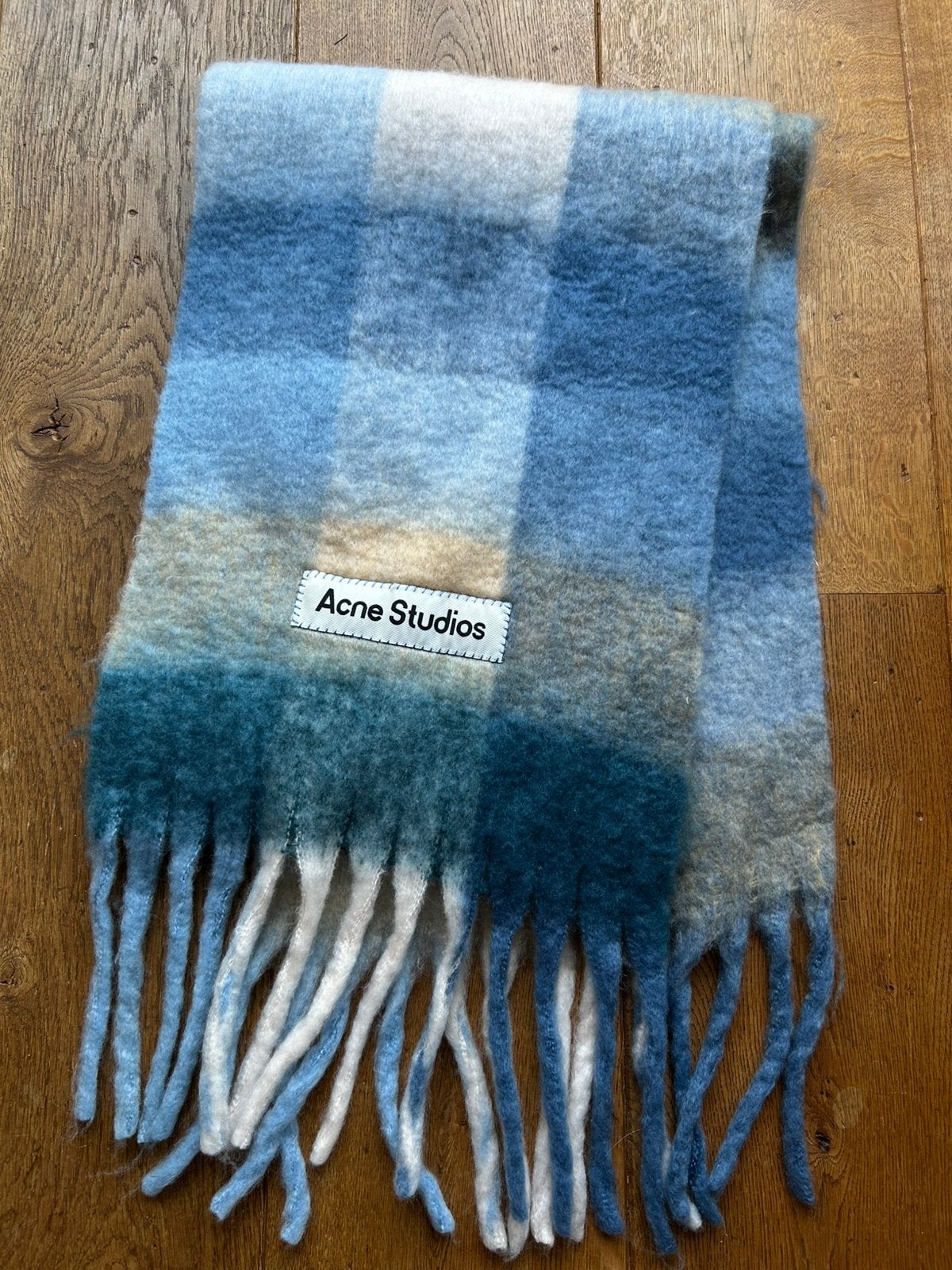 Acne Studios Sjaal, Verzenden, Zo goed als nieuw, Maat 46/48 (XL) of groter, Sjaal