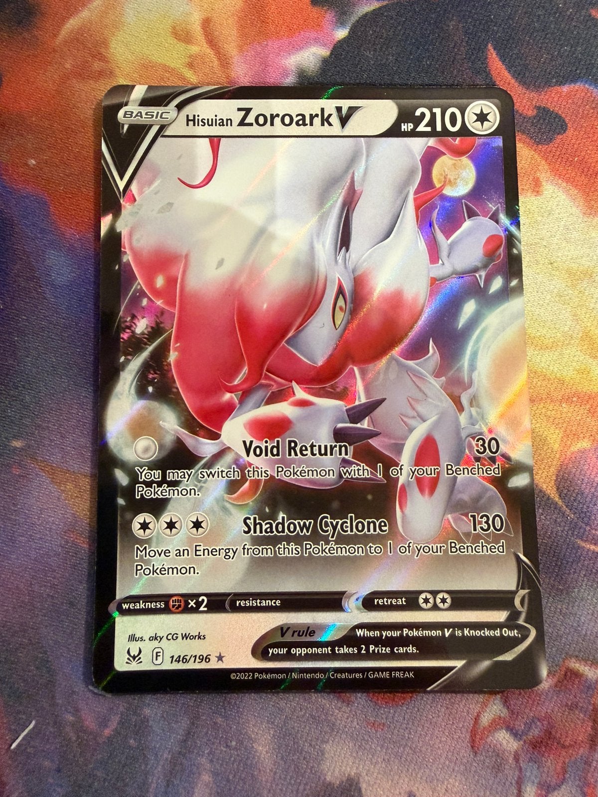 Pokemon Hisuian ZOROARK V Rare 146/196 (SWSH Lost Origin), Verzenden, Zo goed als nieuw, Losse kaart, Foil