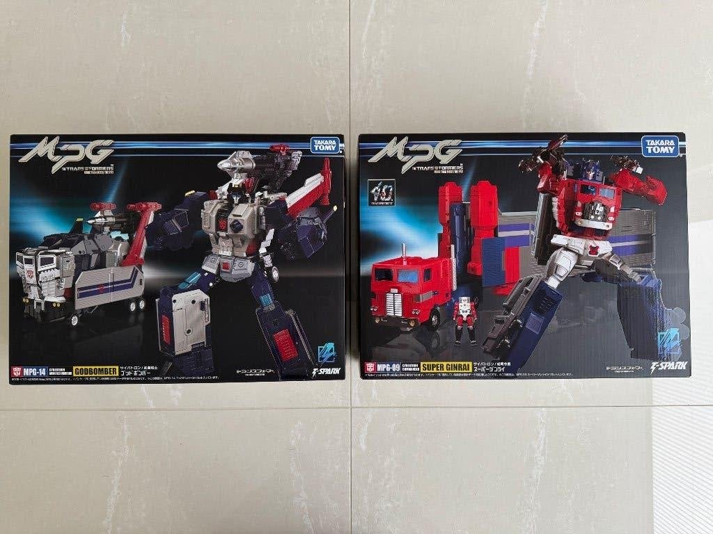 Takara Tomy MPG-14 Godbomber + MPG-09 Super Ginrai, Verzamelen, Overige generaties, Ophalen of Verzenden, Nieuw, Autobots