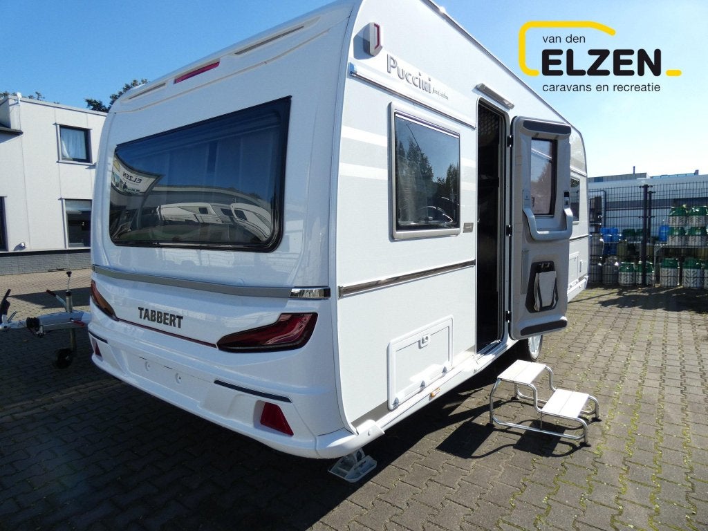 Tabbert Puccini 550 E 2,3 GFK-dak - Model 2027, Rondzit, Tabbert, Bedrijf, 6 tot 7 meter