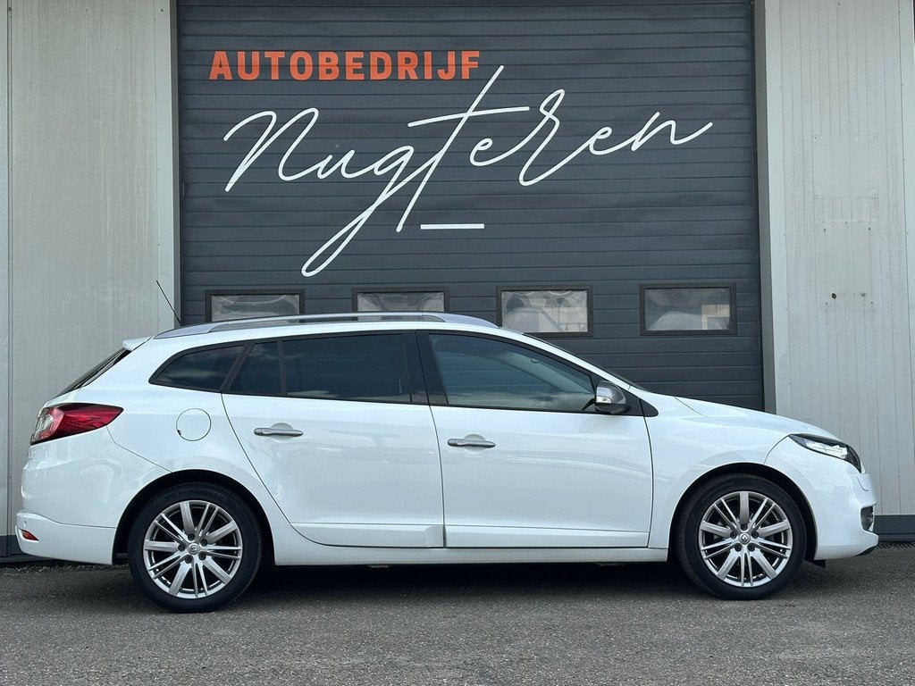 Renault Mégane Estate 1.2 TCe GT-Line|Xenon|Stoelverw|2e Ei, Auto's, Voorwielaandrijving, Euro 5, Stof, Gebruikt