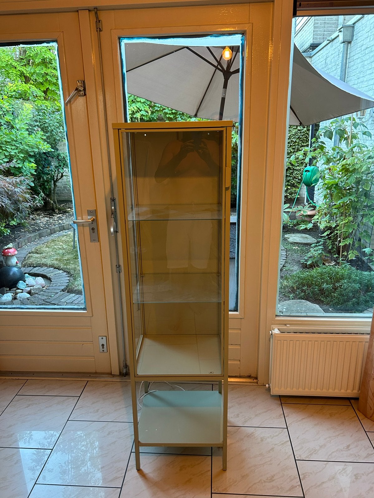 IKEA Rudsta vitrinekast - Zo goed als nieuw, Ophalen, Minder dan 50 cm, Zo goed als nieuw, Metaal