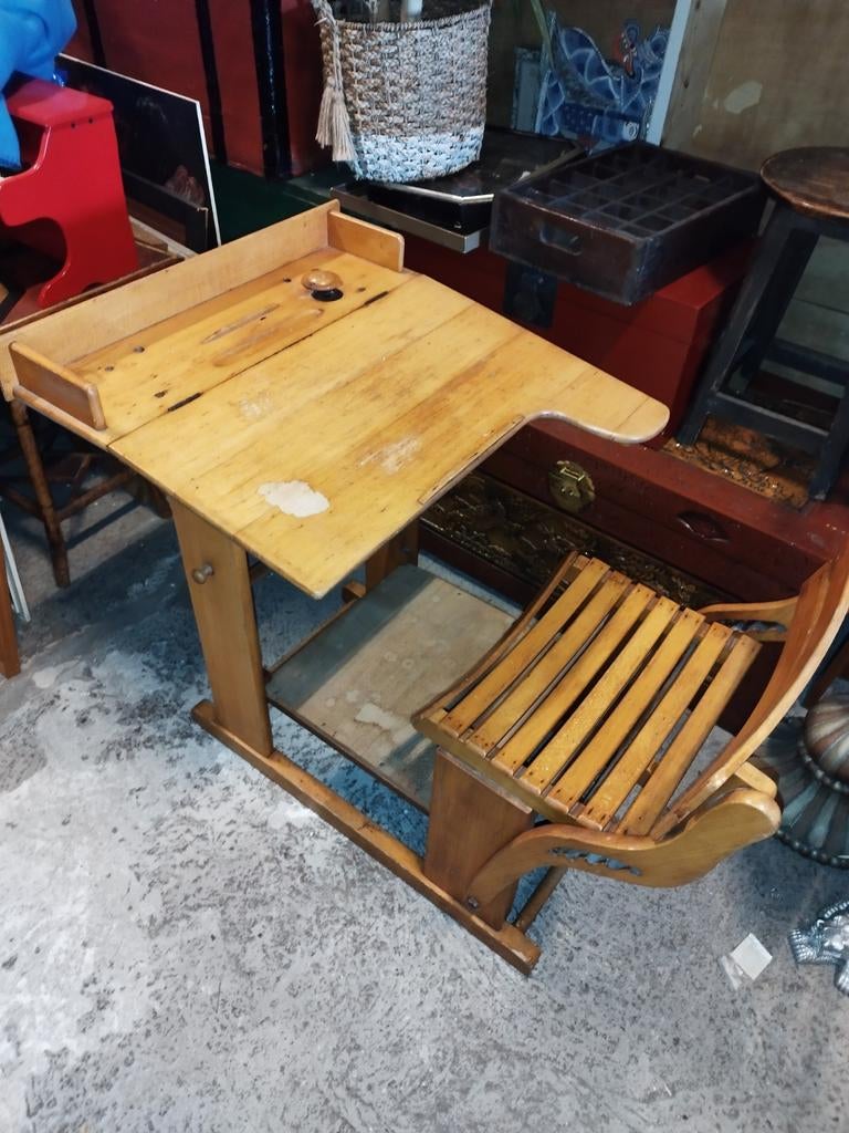 Vintage houten kinderbureau met stoel en schoolbord, Ophalen of Verzenden