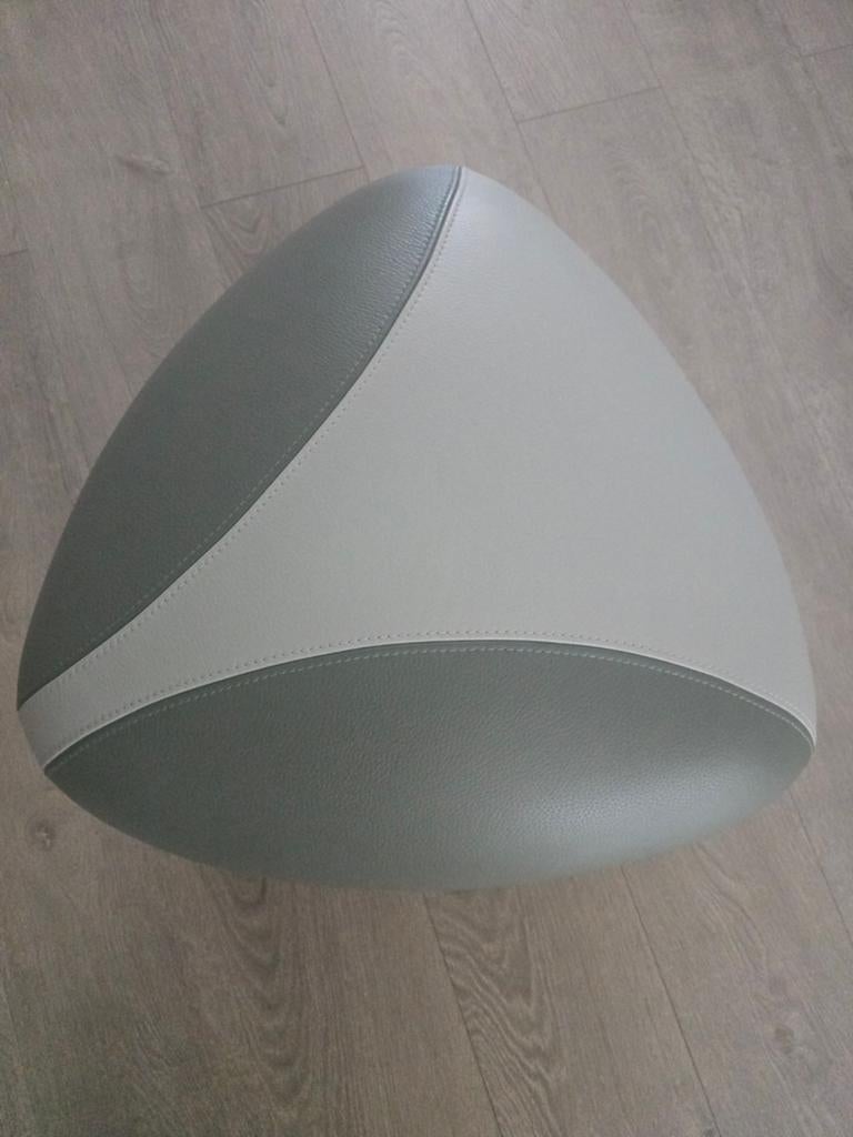 Leolux Pallone design poef / hocker – als nieuw – origineel, Ophalen of Verzenden, Zo goed als nieuw