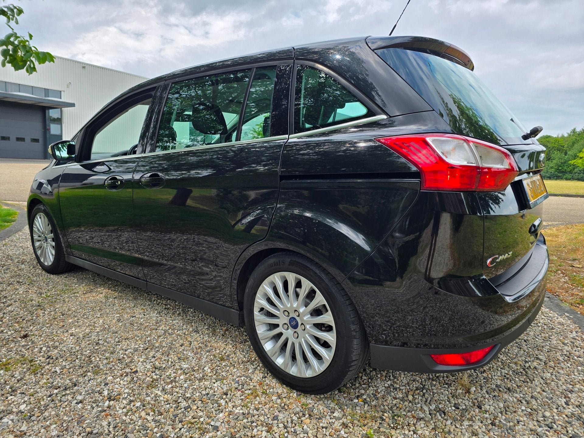Ford Grand C-Max 1.0 Edition Plus AIRCO/cruise, Auto's, Voorwielaandrijving, 125 pk, Gebruikt, Zwart