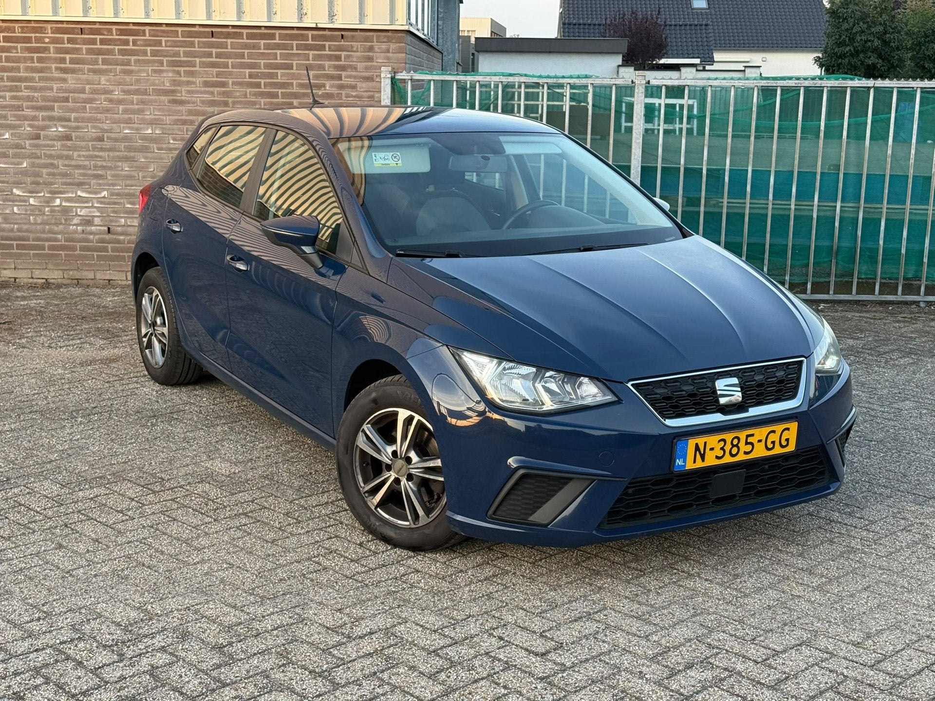 Seat Ibiza 1.6 TDI Style, Auto's, Voorwielaandrijving, Dealer onderhouden, Gebruikt, Blauw