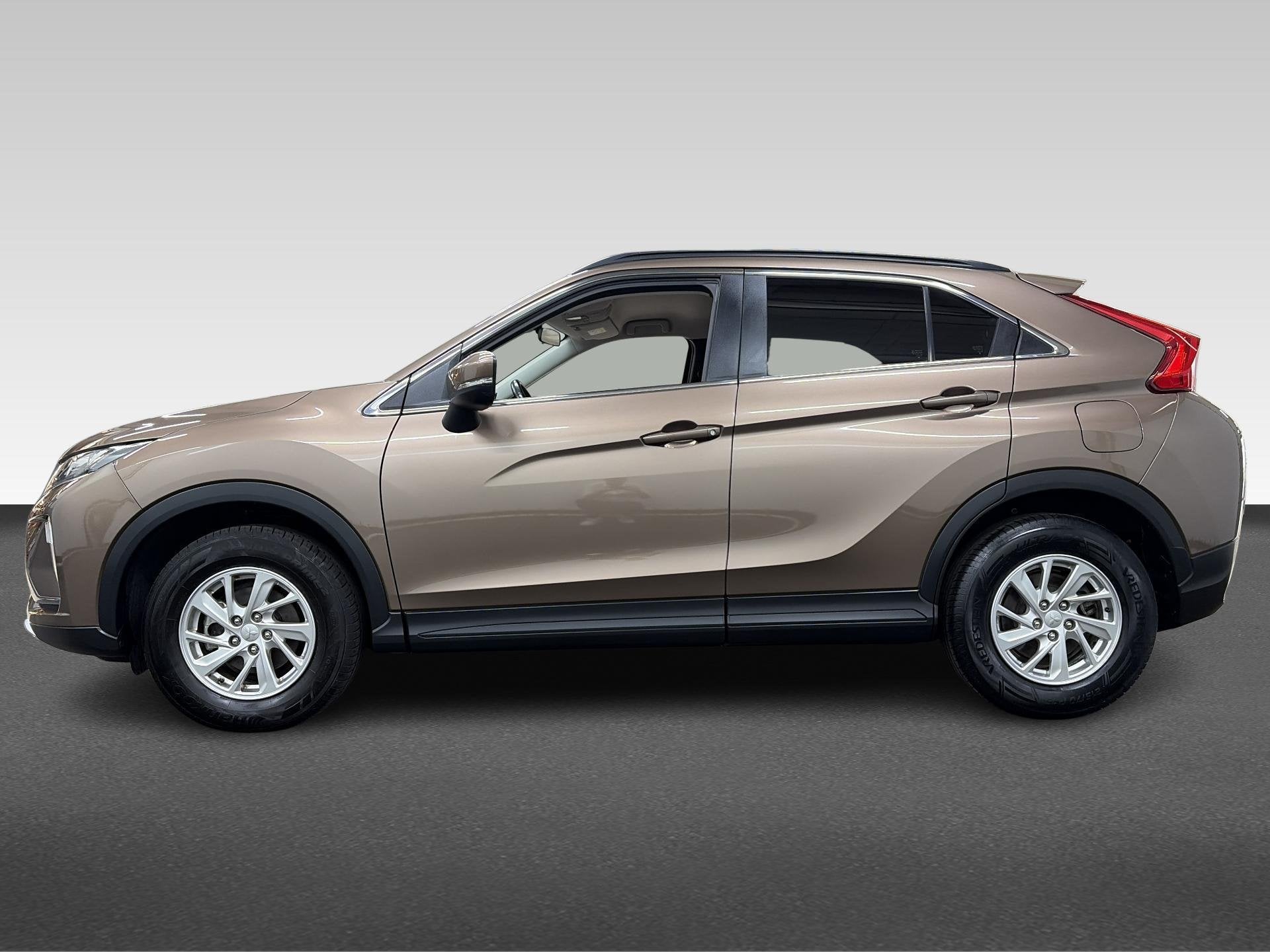 Mitsubishi Eclipse Cross 1.5 DI-T Pure, Voorwielaandrijving, 15 km/l, Euro 6, 4 cilinders