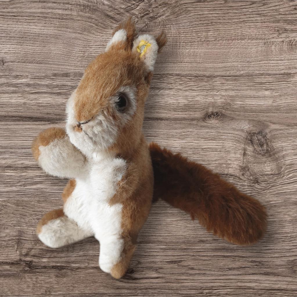 Vintage Steiff eekhoorn Ricky 20 cm hoog jaren 70 1105, Ophalen of Verzenden