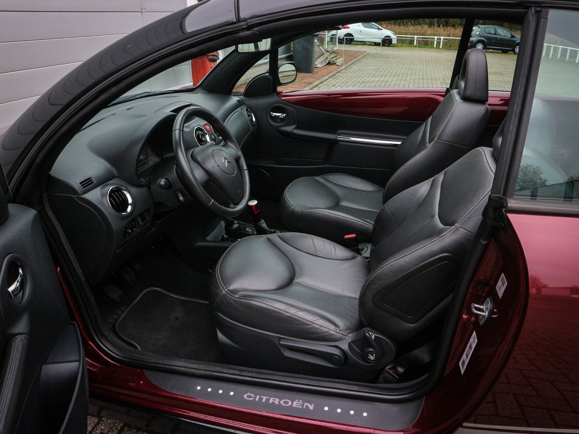 Citroën C3 Pluriel 1.4i Charleston | Clima | Leer | Lichtme, Auto's, Citroën, Voorwielaandrijving, 15 km/l, Zwart, 4 stoelen