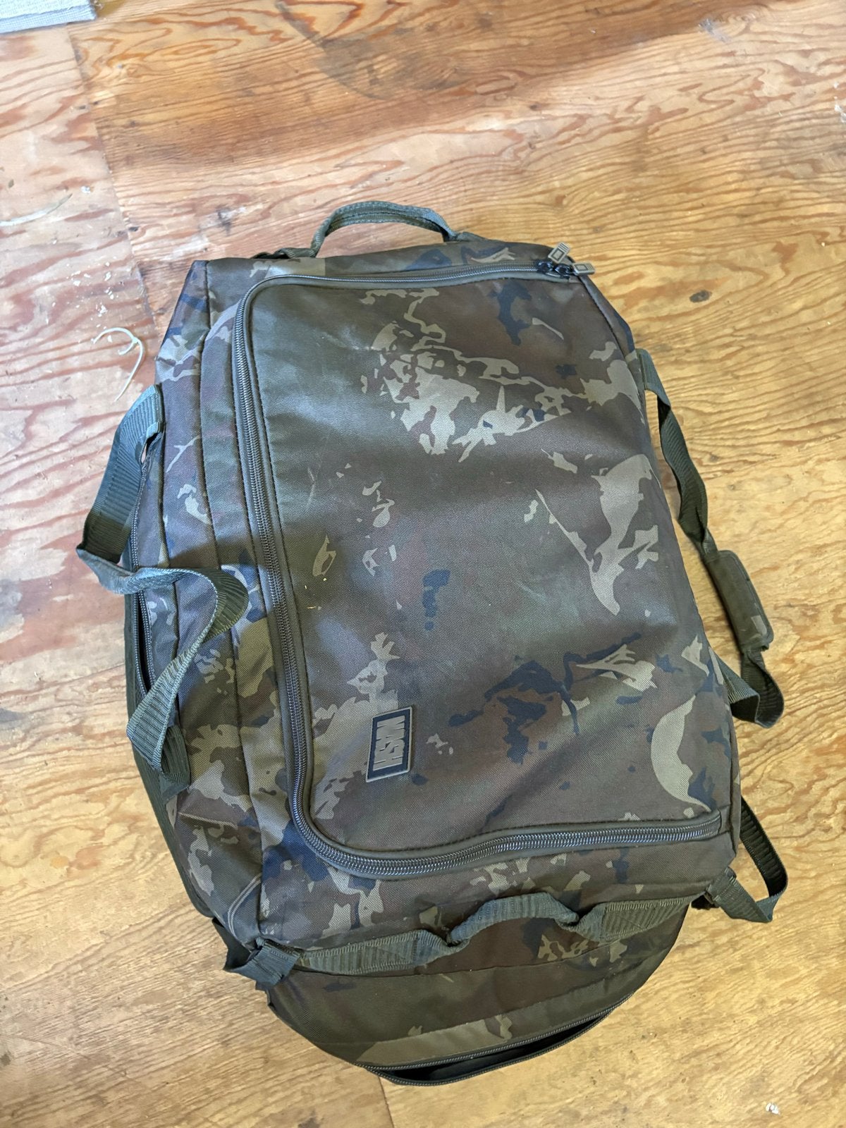Nash duffel bag - Camouflage vis tas, Ophalen, Nieuw, Koffer of Tas