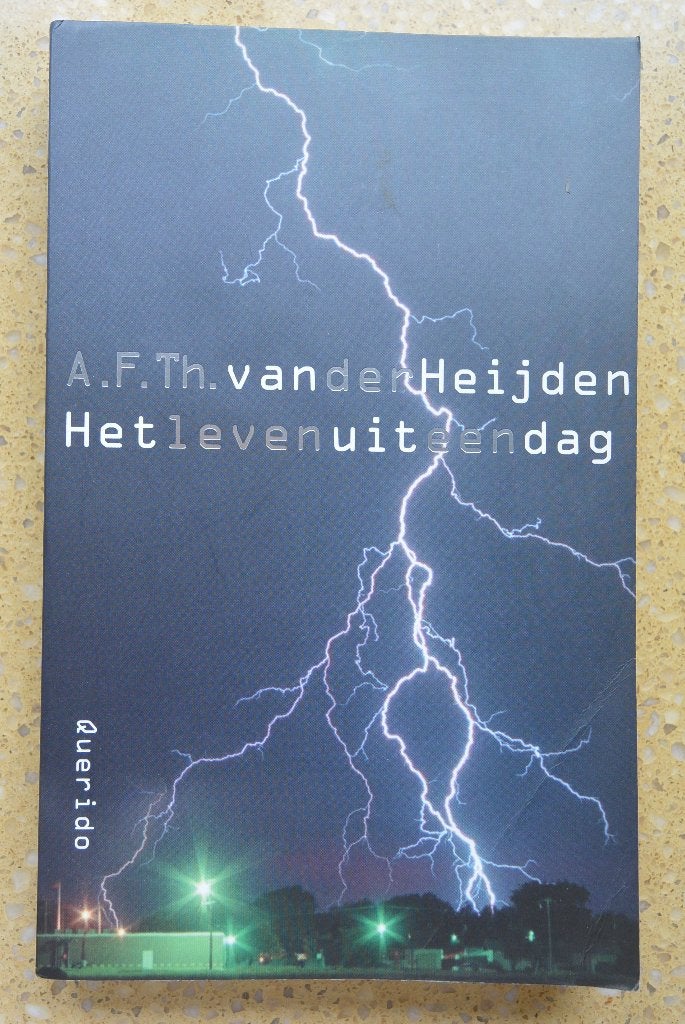 Het leven uit een dag A. F. Th. van der Heijden, Gelezen, Ophalen of Verzenden, A.F.Th. van der Heijden, Nederland