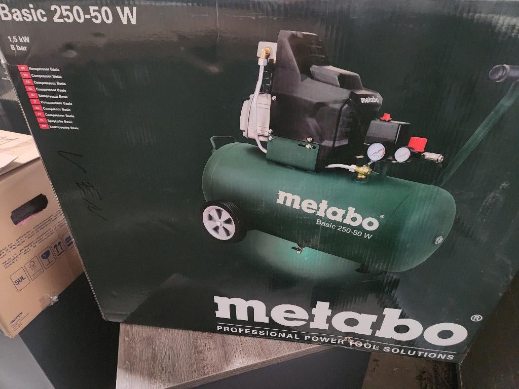 Partij Metabo basic 250-50W / 160-6W, Doe-het-zelf en Verbouw, Ophalen, 6 tot 10 bar, Nieuw, 25 tot 100 liter