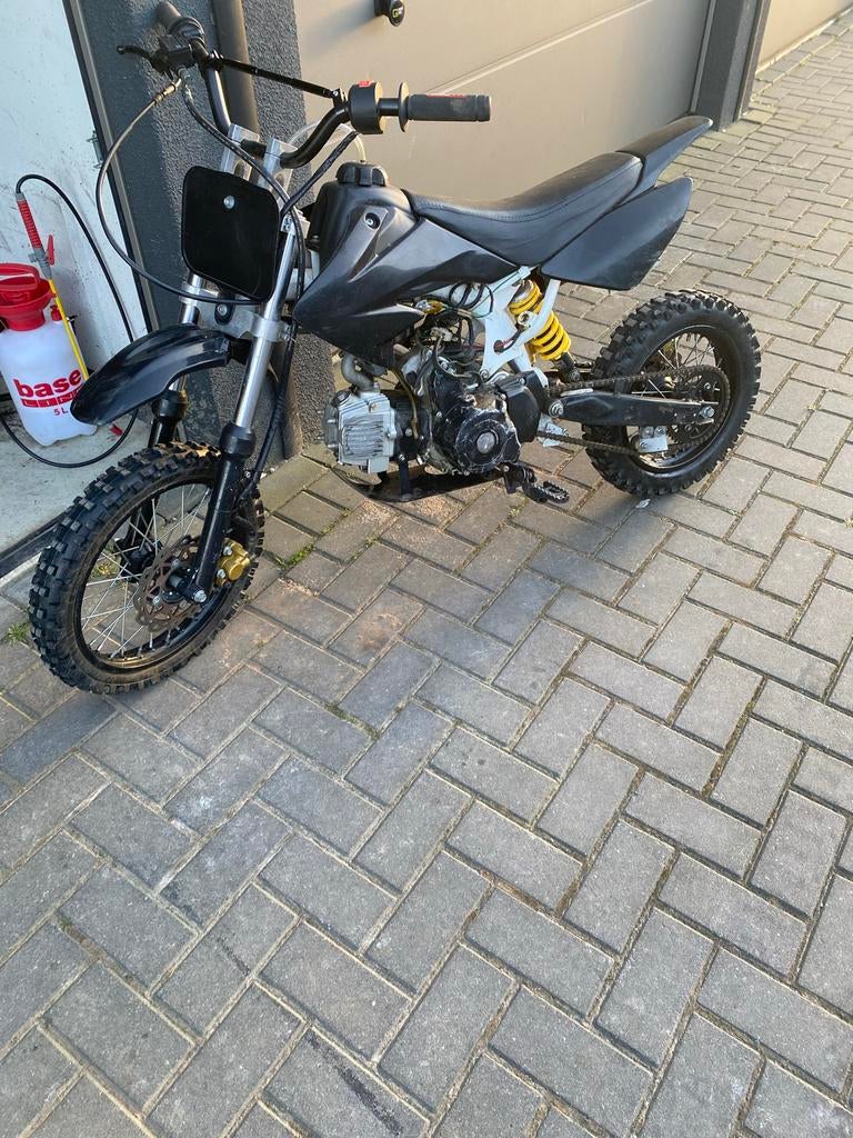 125cc Semi-automaat Pitbike - Loopt goed!, Fietsen en Brommers, Minibikes, Midibikes en Pitbikes, Gebruikt, Pitbike, Ophalen of Verzenden
