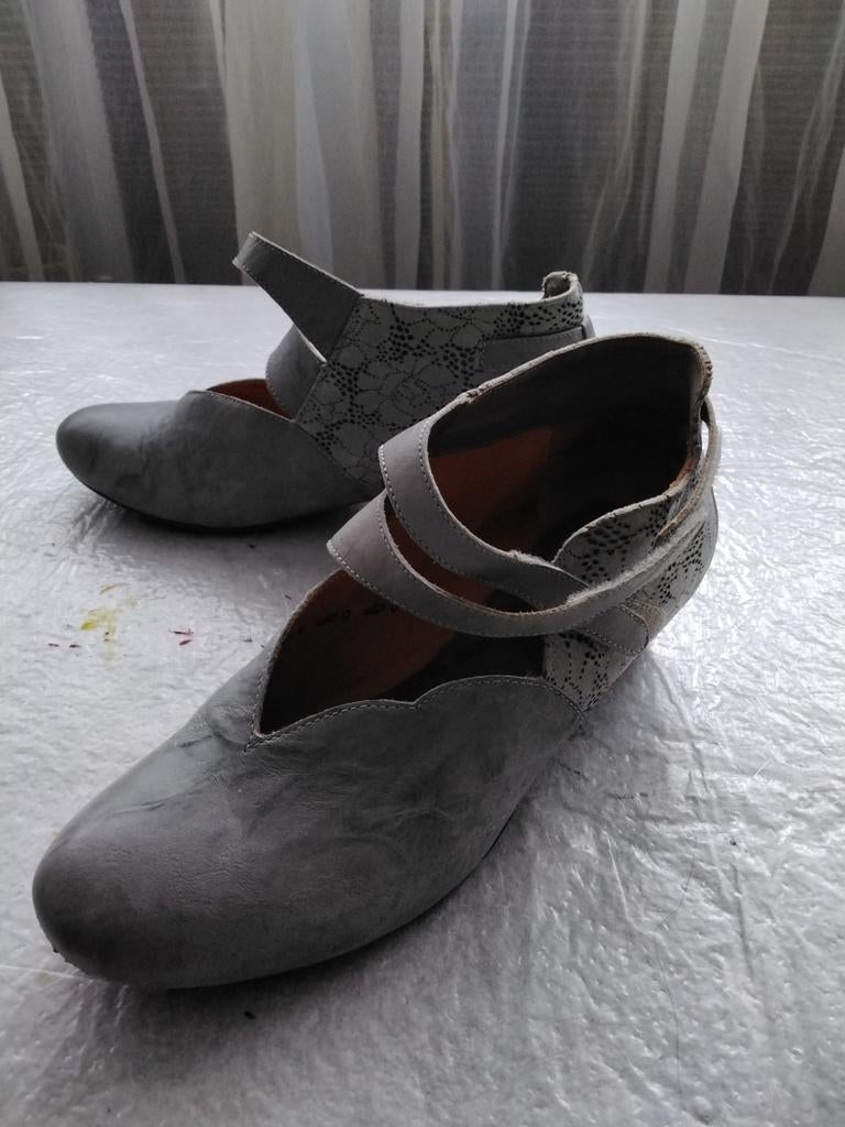 Think schoenen, maat 39,, Kleding | Dames, Schoenen, Schoenen met lage hakken, Ophalen of Verzenden, Think, Grijs