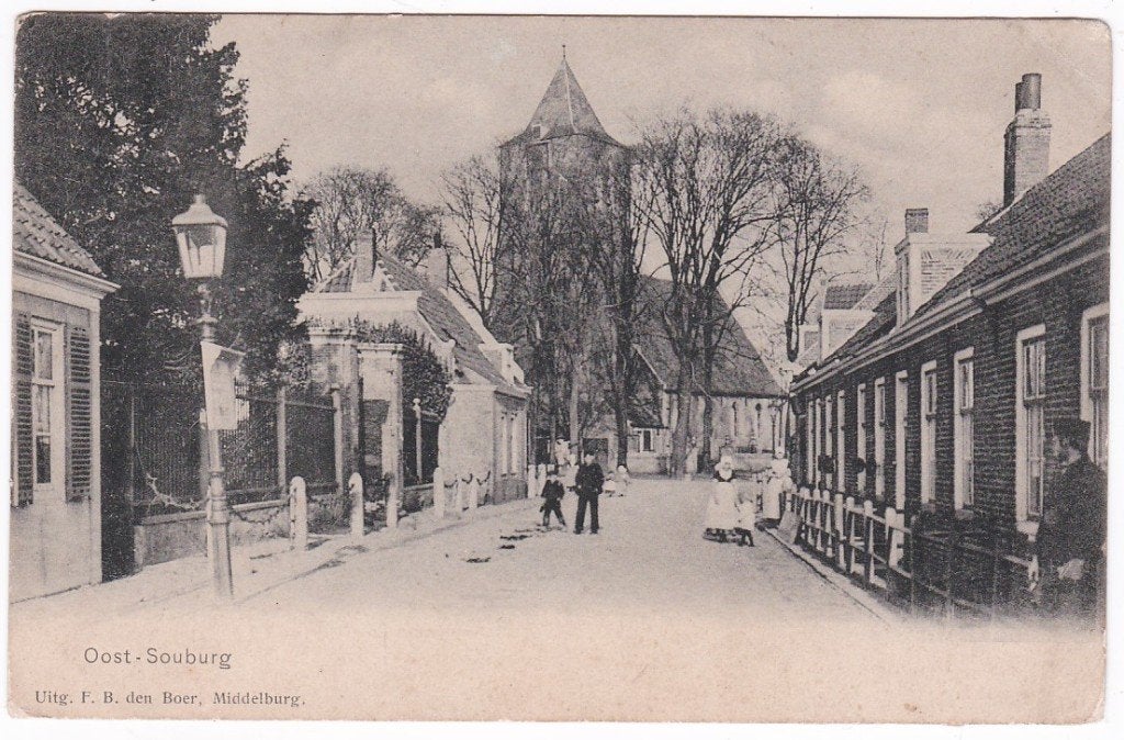 Oost - Souburg (Zld) Dorpsstraat ca. 1906. voor € 5,00., Ophalen, Voor 1920, Ongelopen, Zeeland
