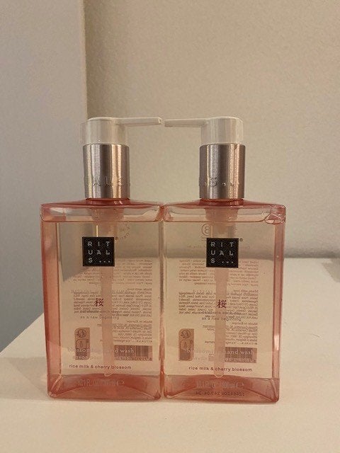 Nieuw Rituals Sakura hand wash hand zeep 300 ml, Ophalen of Verzenden, Nieuw, Bad & Douche