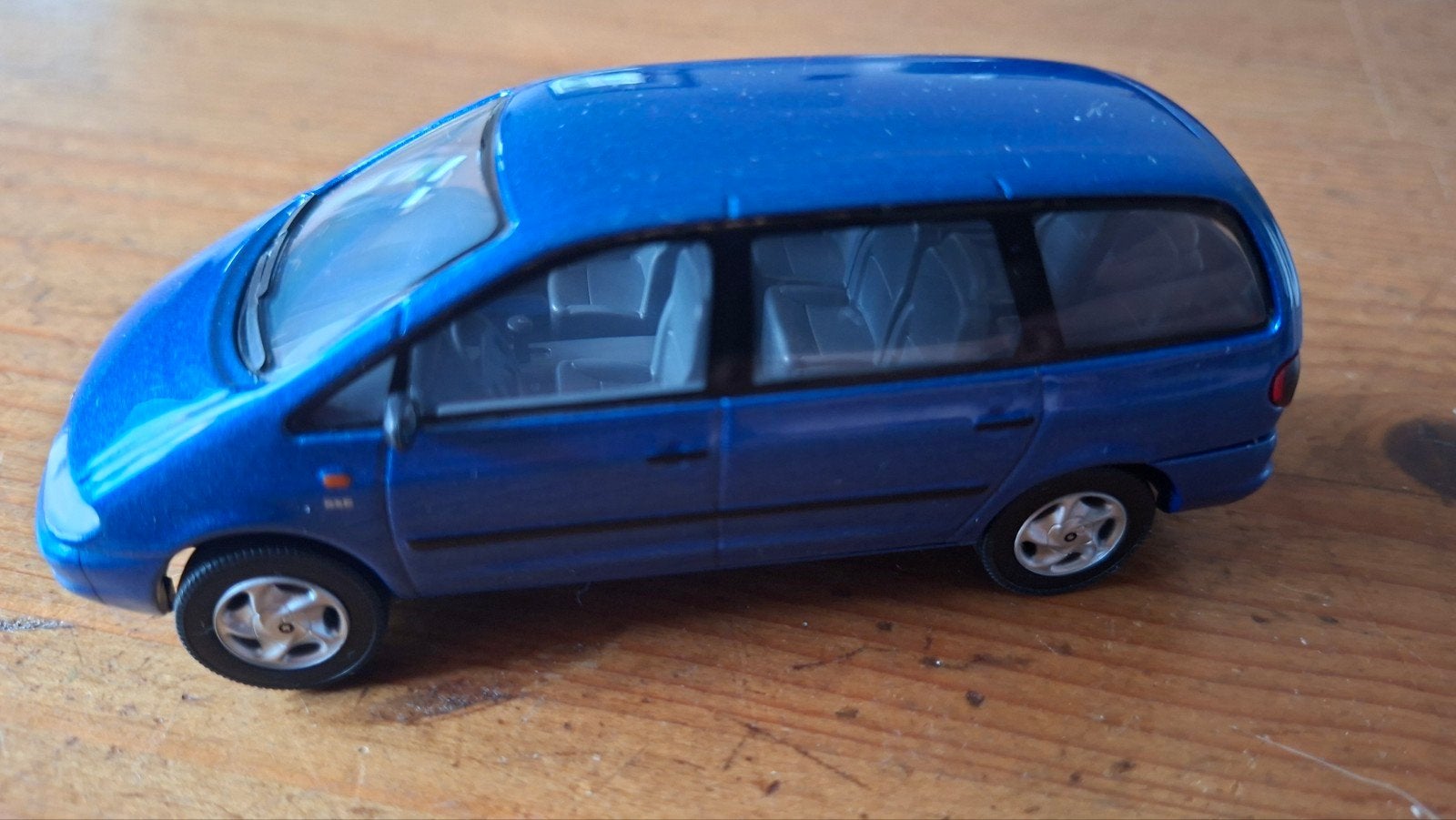 Seat Alhambra, 1:43, herpa, nr 190, Ophalen of Verzenden, Zo goed als nieuw, Auto, Overige merken
