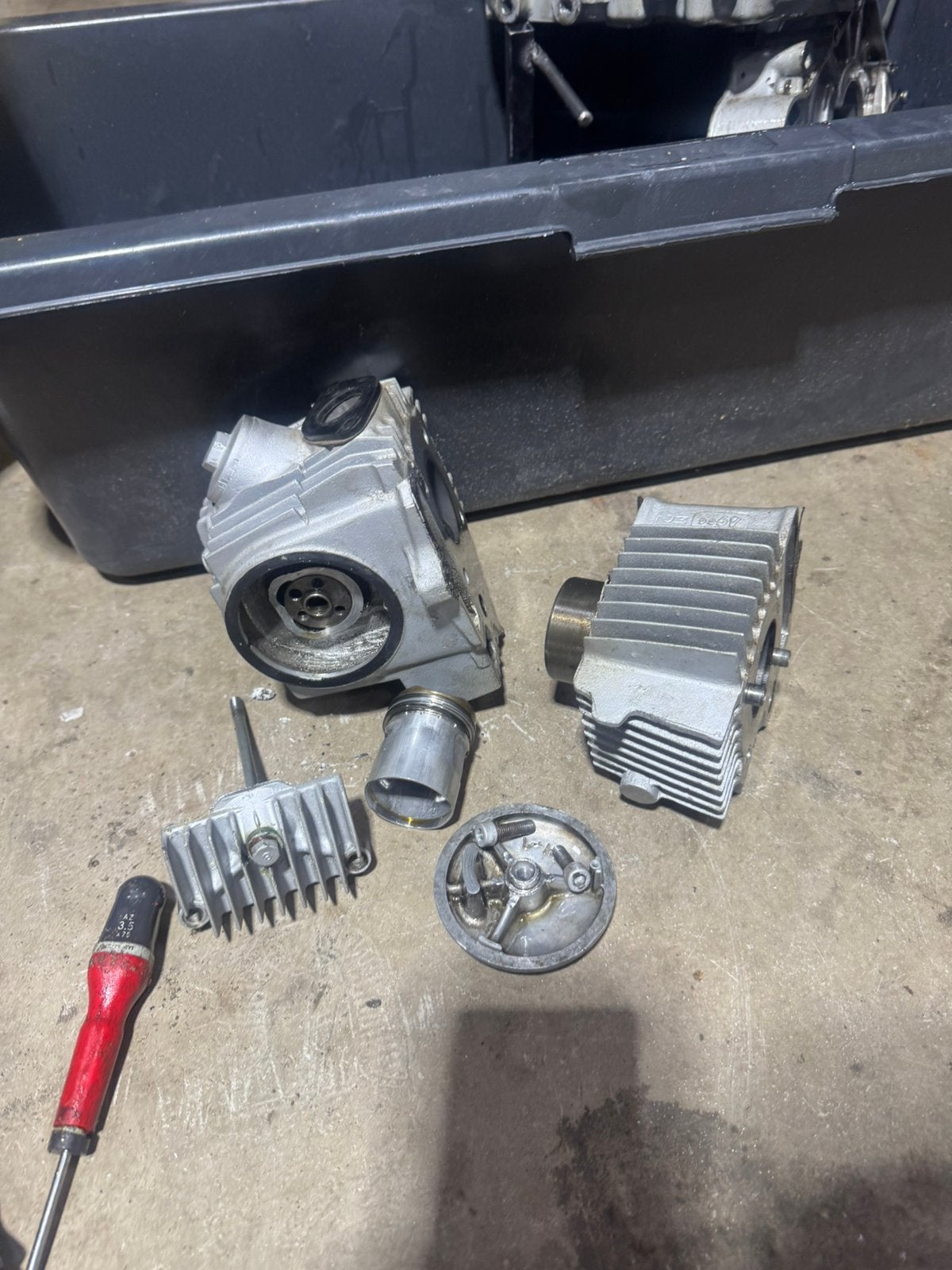 Bovenblok honda ss50 5bak alu, Fietsen en Brommers, Ophalen, Zo goed als nieuw, Cilinder, Overige merken