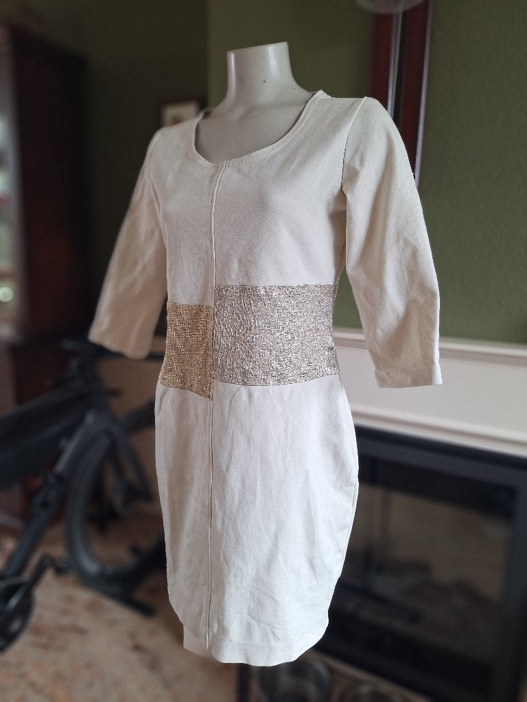 Caroline Biss crème jurk stretch mt 40, Kleding | Dames, Maat 38/40 (M), Verzenden, Beige, Zo goed als nieuw