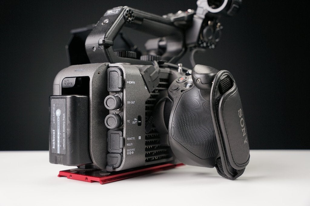 Foto 11 van Sony FX6 – zeer goede staat – slechts 282 draaiuren + rig