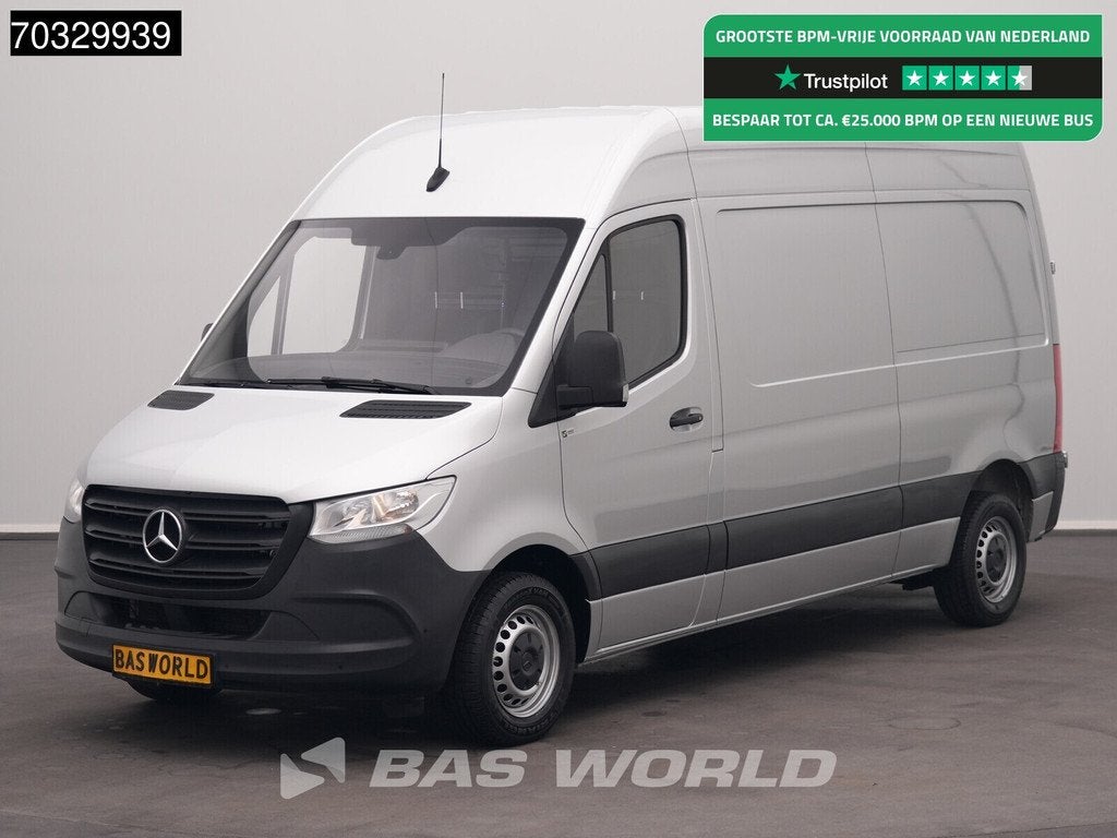 Mercedes Sprinter 215 CDI Automaat 150pk L2H2 MBUX Camera Ai, Auto's, Automaat, Stof, Gebruikt, Euro 6
