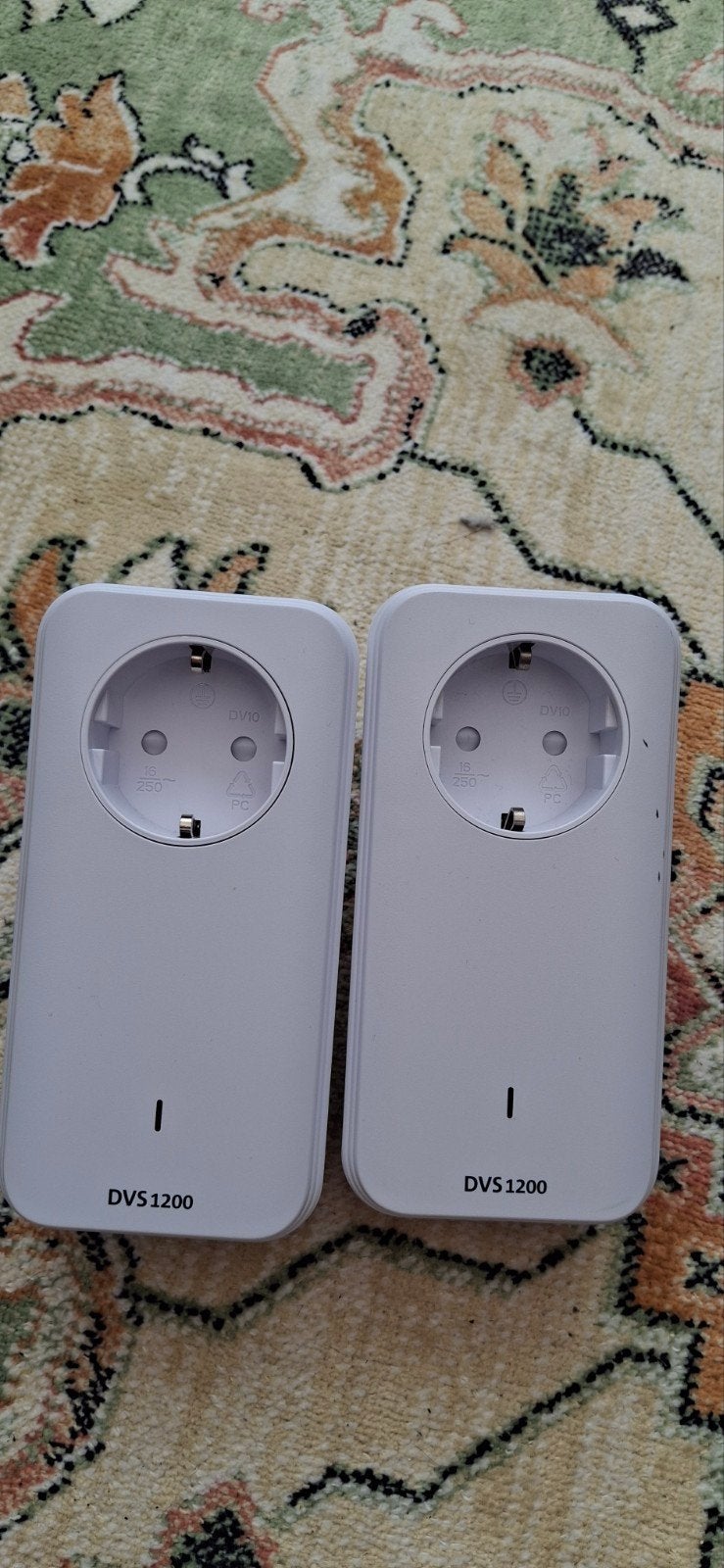 Devolo DVS 1200 Powerline Adapters (2 stuks), Computers en Software, Netwerk switches, Zo goed als nieuw, Ophalen of Verzenden