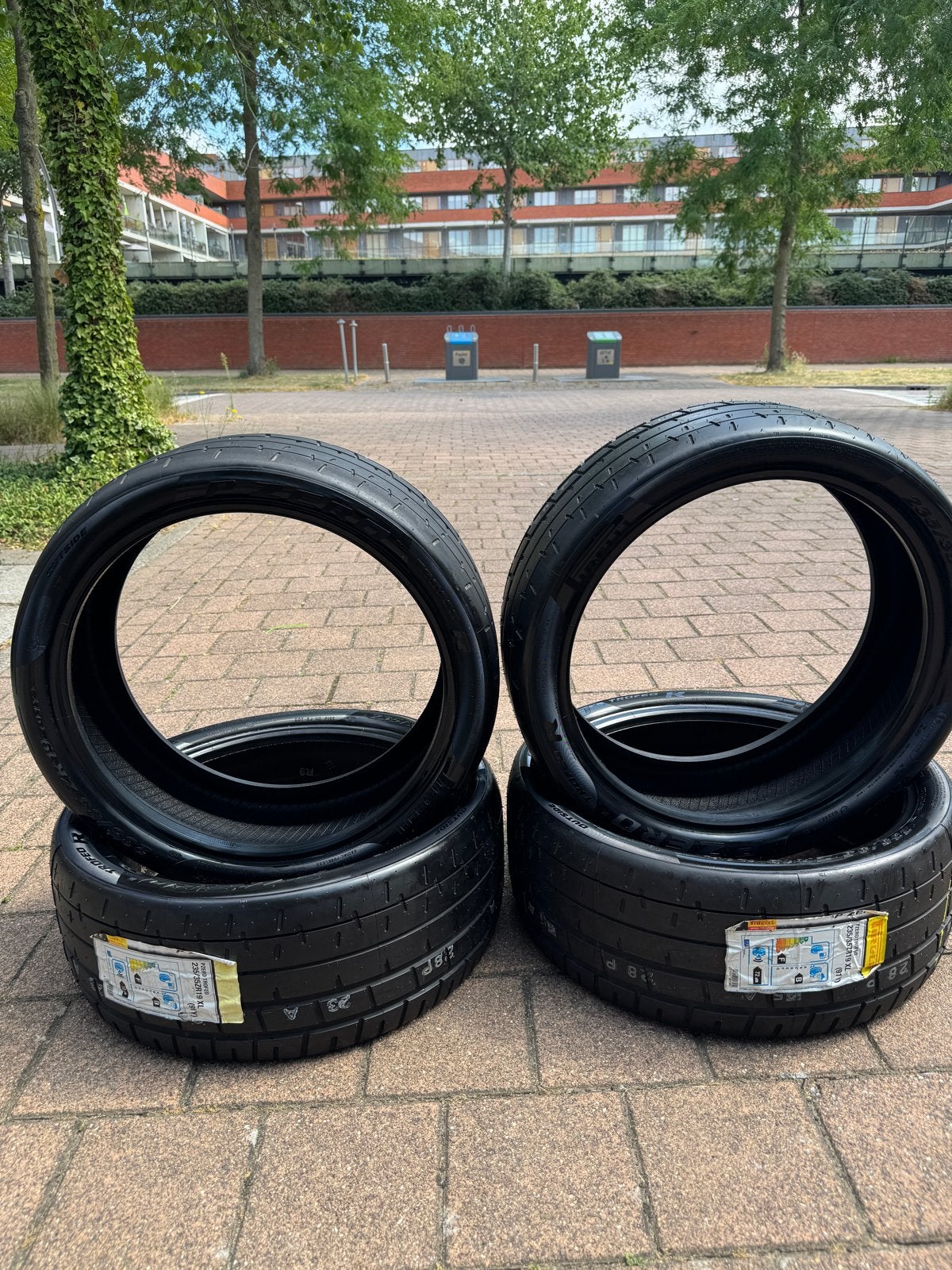 Pirelli P Zero Trofeo R 235/35/19 Semi Slicks, Nieuw, 235 mm, Band(en), Personenwagen