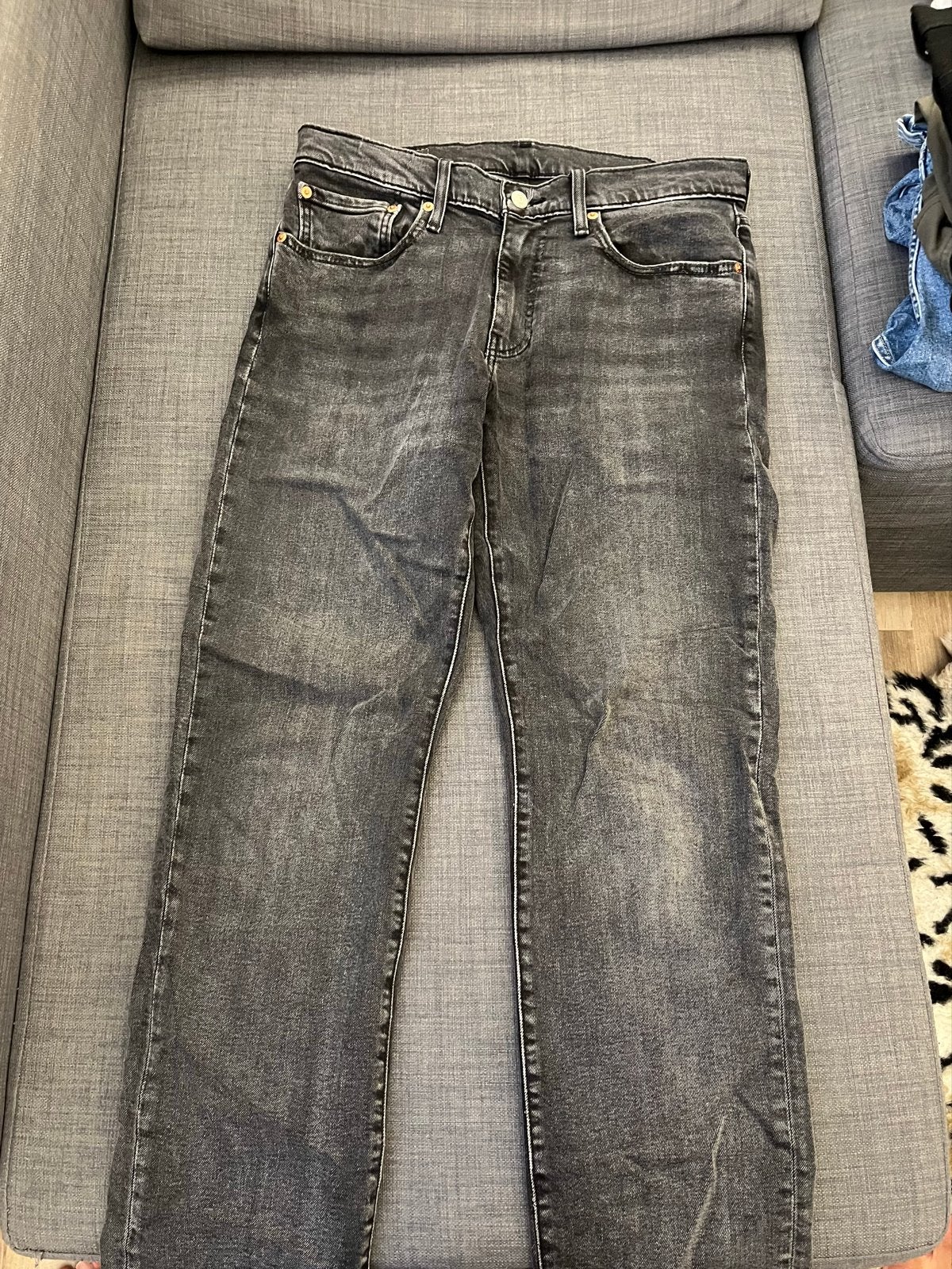 Zwarte Levi's 514 Jeans - Zo goed als nieuw, Kleding | Heren, Spijkerbroeken en Jeans, Ophalen of Verzenden, Zo goed als nieuw