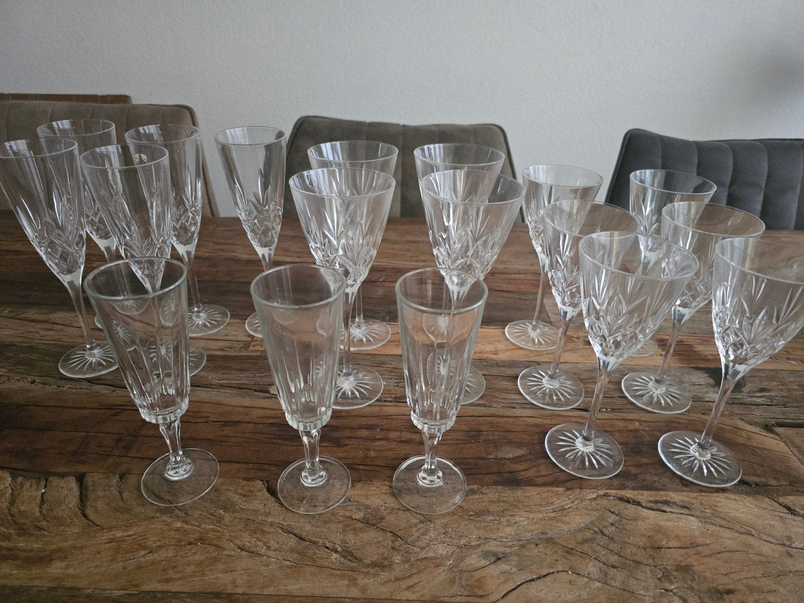 Kristallen glazen, Verzamelen, Glas en Borrelglaasjes, Ophalen, Zo goed als nieuw, Overige typen