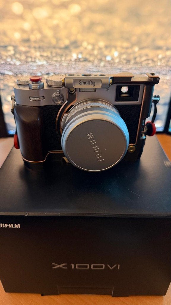 Fujifilm X100VI Zilver + extra accessoires, Nieuw, Ophalen of Verzenden, Compactcamera, 40 megapixels