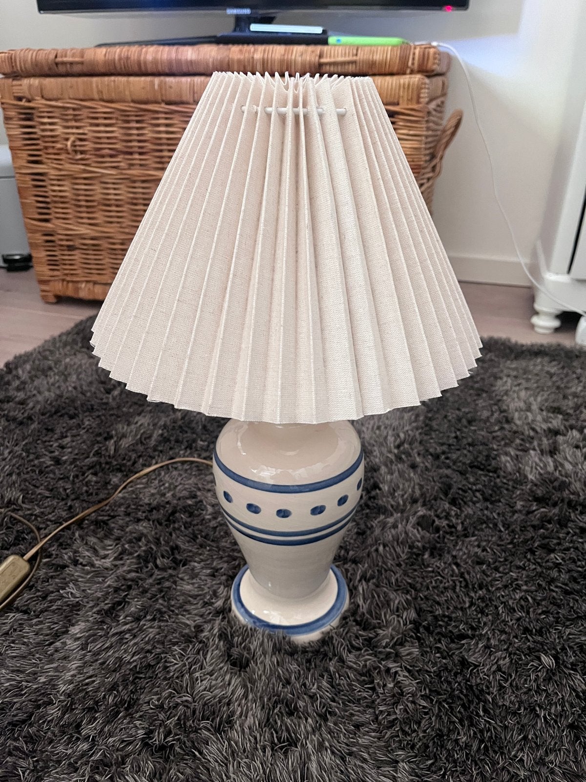 Klassieke tafellamp, Huis en Inrichting, Lampen | Tafellampen, Ophalen, Met schakelaar, Gebruikt, Overige merken