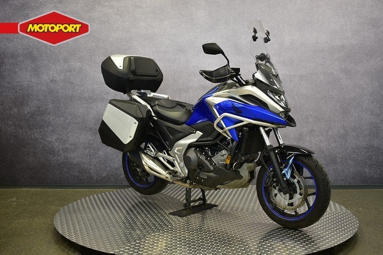 Honda NC 750 X DCT (bj 2021), Motoren, Info@motoportwormerveer.nl, Honda Motor Europe, Bedrijf, Crystal Bldng B-Unit B11.2 Rivium Blv200
2909 LK  Capelle aan den IJsel, NL