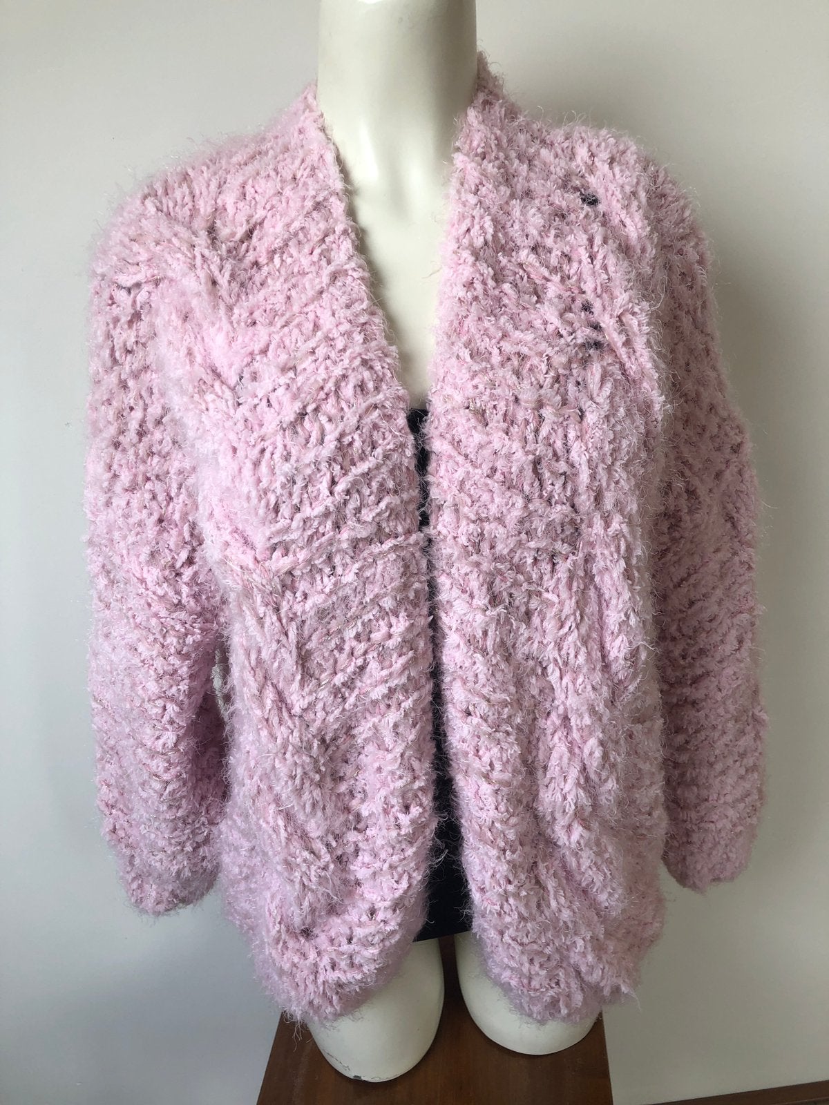 Kiro by kim roze dik kabel gebreid openvallend onesize, Kleding | Dames, Truien en Vesten, Maat 38/40 (M), Ophalen of Verzenden