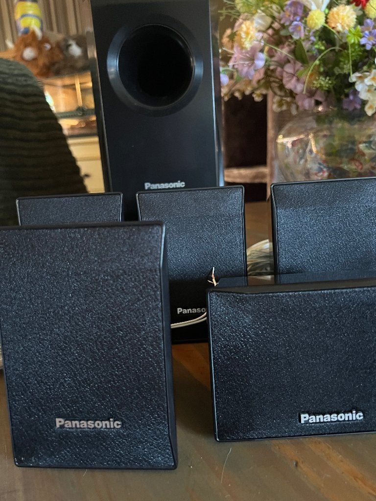 Panasonic surround speakers, Ophalen of Verzenden, Zo goed als nieuw, Surroundset, Overige merken