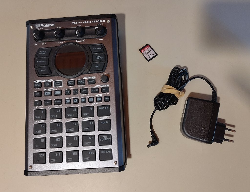 Roland SP-404 MKII sampler, Muziek en Instrumenten, Ophalen of Verzenden, Zo goed als nieuw