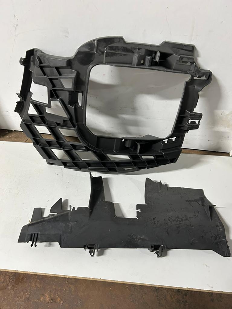 Volkswagen T cross bumpersteun LINKS 2GM807723A, Ophalen of Verzenden, Nieuw, Volkswagen