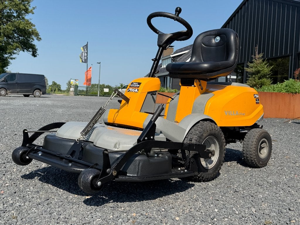 Stiga Villa 14HST, 95cm, 13.5pk. hydrostaat, nieuw maaidek!, Ophalen, Spangahoekweg 67, Gebruikt, Stiga