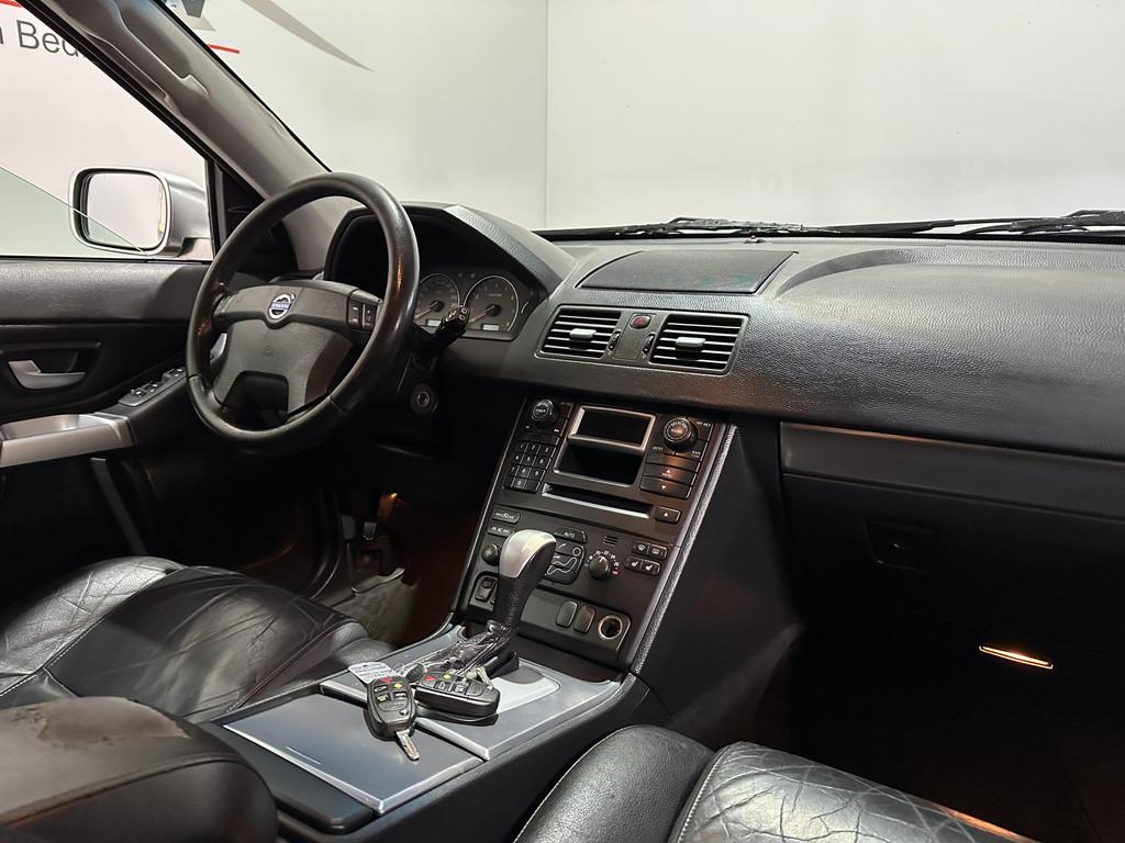 Volvo XC90 2.5 T - 7 pers. - Automaat - Trekhaak / Stoelverw, Auto's, Volvo, Gebruikt, 7 stoelen, Bedrijf, Vierwielaandrijving