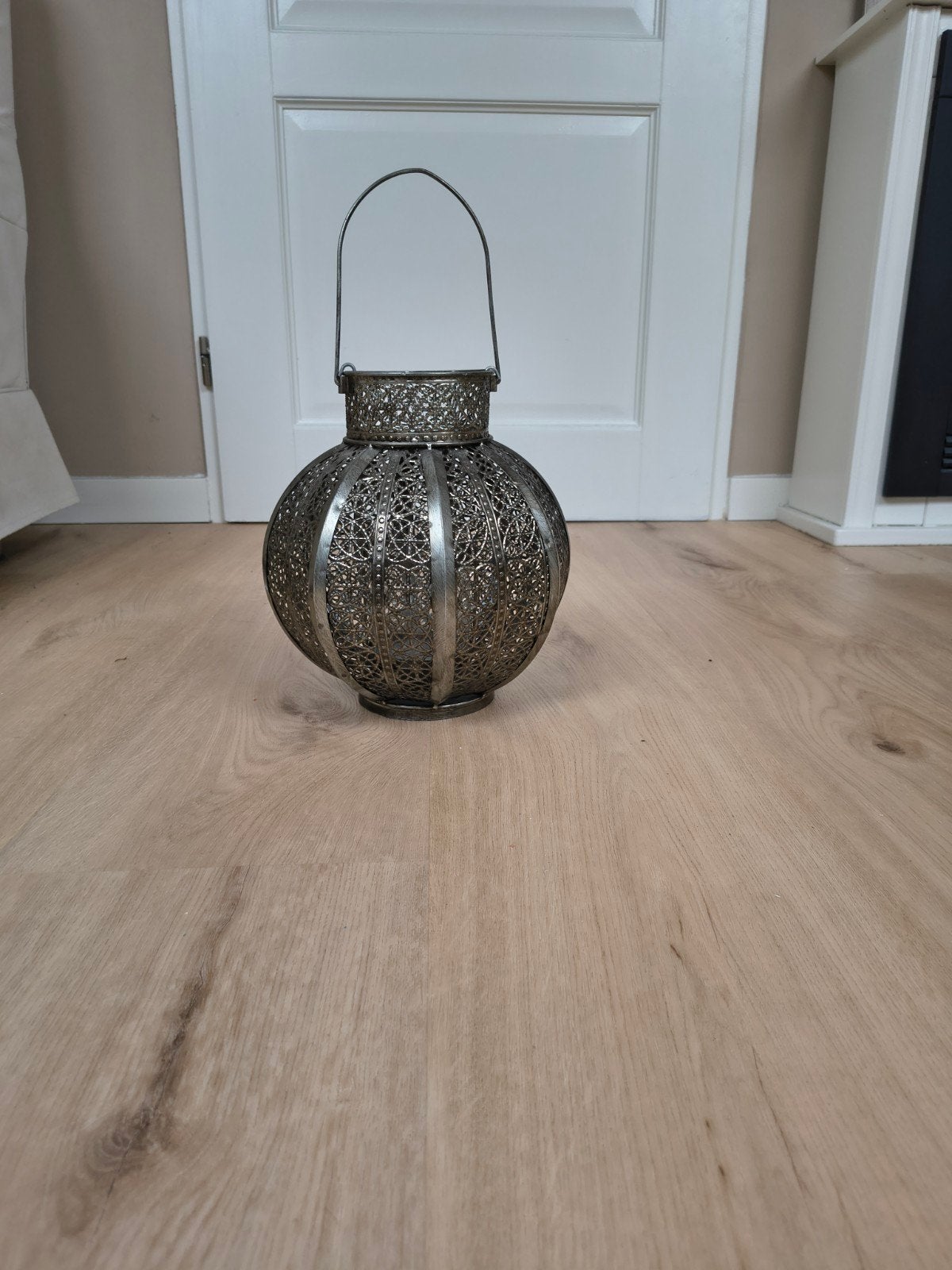 Lantaarn, Huis en Inrichting, Woonaccessoires | Kandelaars en Kaarsen, Ophalen, Metaal, 25 tot 50 cm