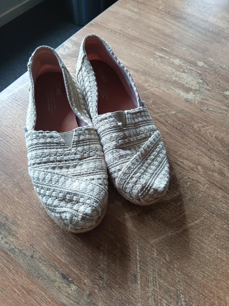 Damesschoenen, Ophalen, Beige, Sandalen of Muiltjes, Zo goed als nieuw