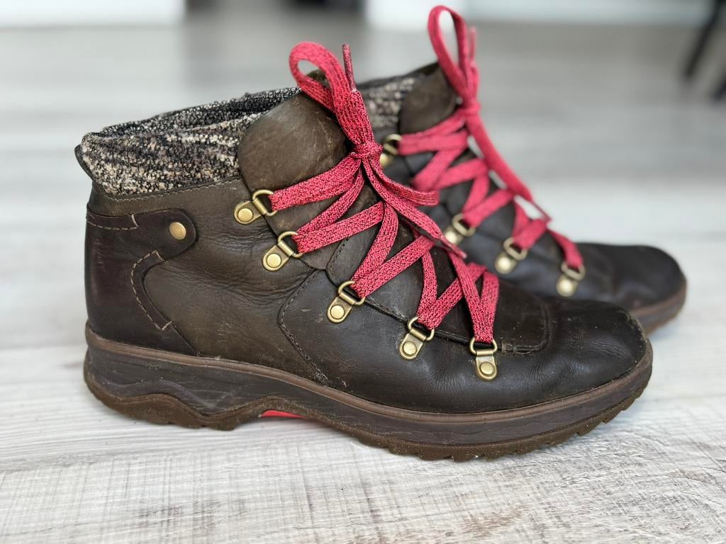 Merrell dames wandelschoenen leer maat 40, Sport en Fitness, Bergsport en Wandelen, Ophalen of Verzenden, Gebruikt, Schoenen